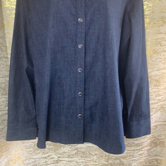 Kate Spade Blue Dark Wash Embroidered Chambray Denim Shirt Size M - Picture 6 of 13